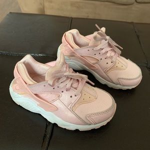 Nike Air Huarache size 11C